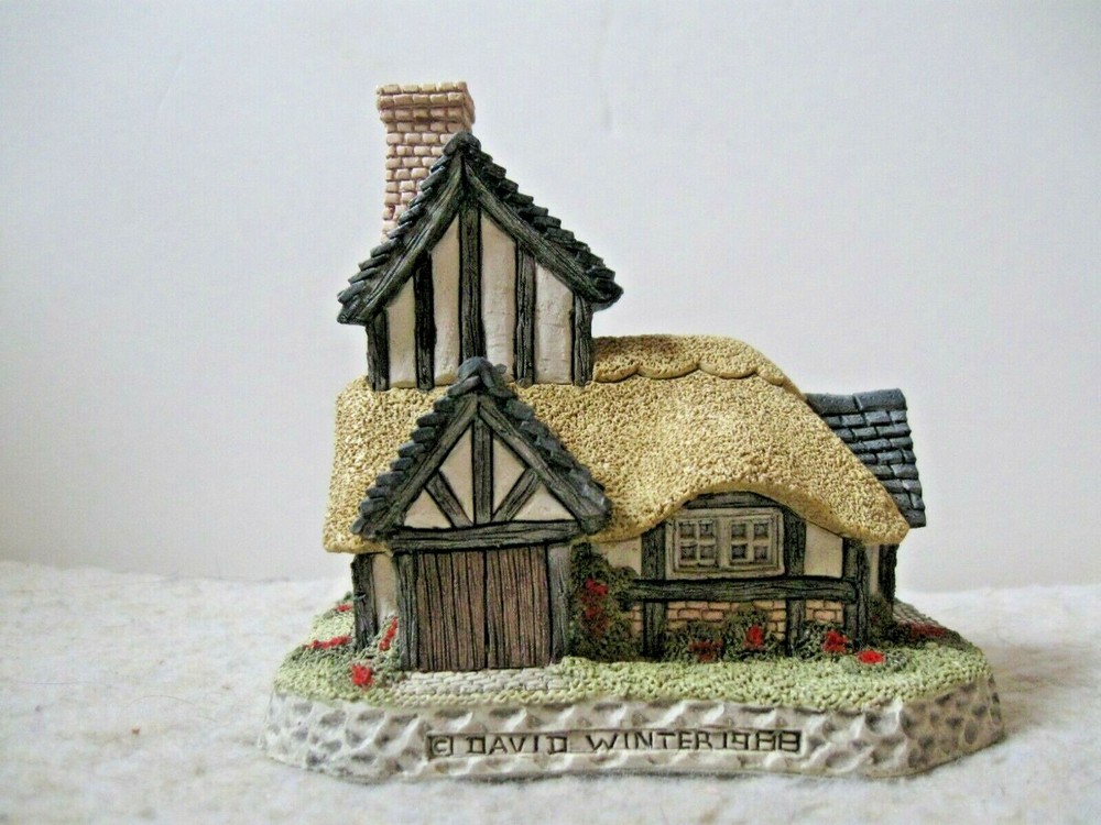 David Winter – The Cartwright’s Cottage – In excellent condition, in box.