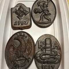 Lot of 4 Black Cast Iron Decorative Plaques/Trivets Eagle Snake Figures 1817