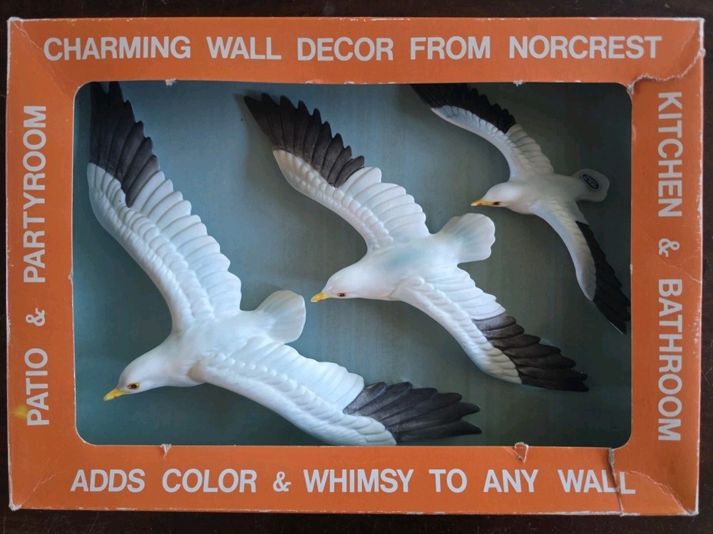 VTG Norcrest Chalkware Bisque Seagulls in Flight Wall Hangings Set/3 NEW IN BOX