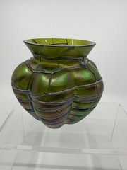Pallme König & Habel Art Nouveau Iridescent Fadendekor Green Glass Vase Chips