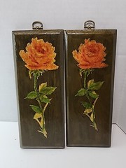 2x Floral Roses Handmade Wooden Lacquer Wall Art Plaques Wall Decor 70s 80s Vtg