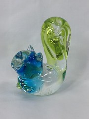 Vintage Hand Blown Art Glass Squirrel Figurine Blue Clear Green 3 1/2″ Tall