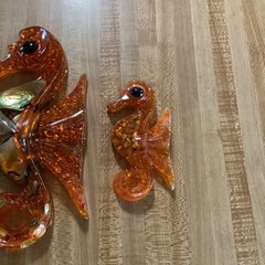 Vtg 1960s Shellart Orange Seahorse Acrylic Lucite Abalone MCM Wall Plaques Set 3