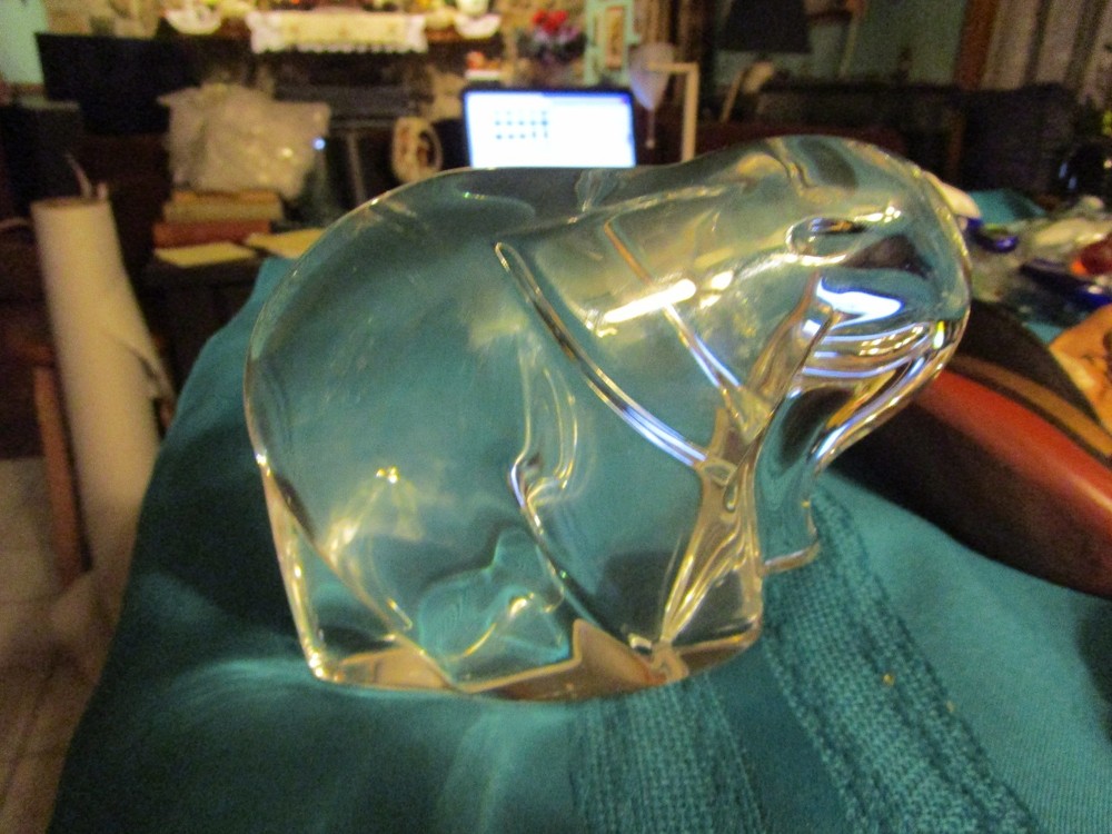 Crystal Elephant Signed 4″ tall x 5″ wide – unknown signature – DEL
