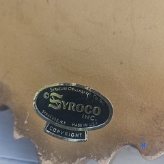 Vintage Syroco Shell Wall Pocket Wall Hanging, Gold toned Decor, Made in USA
