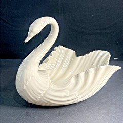 Vtg Medium Lenox Swan Centerpiece 9” Candy Trinket Centerpiece Dish