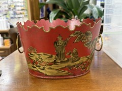 VINTAGE LARGE CHINOISERIE CHINESE RED TOLE TOLEWARE CACHEPOT PLANTER