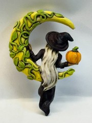 Neil Eyre Designs Halloween Crescent Moon Witch Hat Pumpkin Magnet