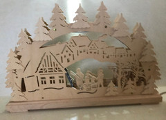 A BEAUTIFUL AND UNIQUE RATAGS HOLZDESIGN 3-D WOOD ARCH MADE IN GERMANY