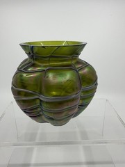 Pallme König & Habel Art Nouveau Iridescent Fadendekor Green Glass Vase Chips