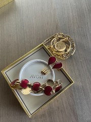 Vintage Avon Early 70’s Presidents Club Goldtone Gift Set