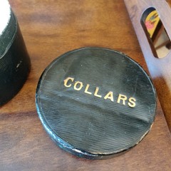 Antique early 20th century Edwardian leather bound round gentleman’s collar box