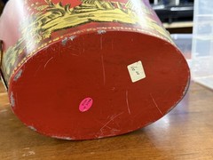 VINTAGE LARGE CHINOISERIE CHINESE RED TOLE TOLEWARE CACHEPOT PLANTER