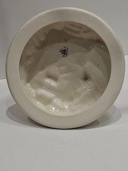 Belleek Devenish Round Tower Centrepiece ~ Millennium 2000 Collection Pristine