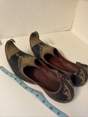 Pair Of Vintage Traditional Leather Ottoman Shoes From India