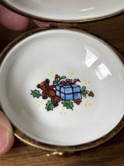 Authentic Rare Limoges Peint Main Christmas Tree Retired Trinket Box Signed