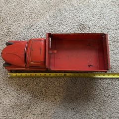 1940’s Structo Toys Diamond T Dump Truck Steel 20” Fireball Motor Red