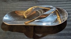 NOVELTY METAL “FLIP FLOP” – BEACH DECOR – TRINKET DISH / SPOON REST