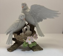 Homco Classic Porcelain Nature’s Promise 1993 Bird Figurine Home Interiors 9192