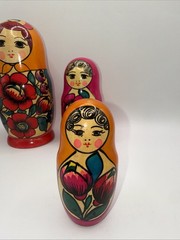 Colorful Vintage 5 Pce Traditional Russian Matryoshka Nesting Doll – 7” Tall