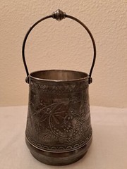 Rare 525 White Metal Container With Handle Detailed Design 4.5” Tall w/o Handle