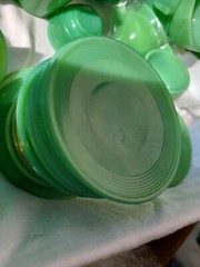 1930’s AKRO AGATE GLASS TOY 5 CUPS 5 SAUCERS PLATE JADE GREEN JADEITE JADITE