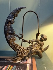 Roger’s Silver Plate Co Danbury Ct Cherub Man In The Moon Picture Stand Broken