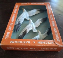 VTG Norcrest Chalkware Bisque Seagulls in Flight Wall Hangings Set/3 NEW IN BOX