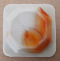 Akro Agate Leaf Orange & White Swirl Glass 3″ Square Ashtray