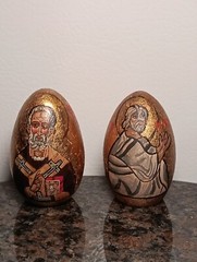 Vintage Made In Greece Gold Gilt w/ Religious Figures Decorative Wood Eggs