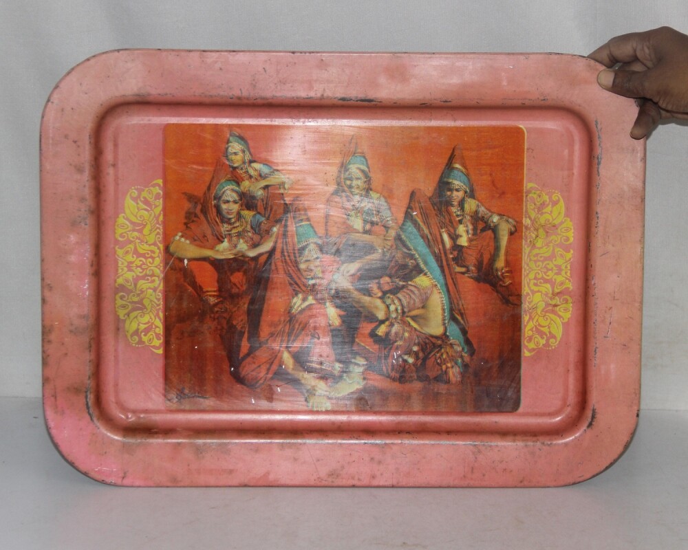 Old Iron Tray Village Women’s Talking Litho Print Home Wall Decor