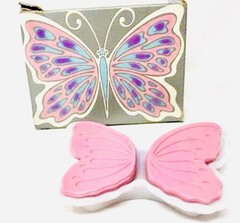 1975 Avon Milk Glass WINGS OF BEAUTY SOAP DISH & HOSTESS SOAPS NOS in Box