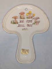 Mushroom Ceramic Wall Decor/Spoon rest Avon Hand-Painted 1980 Mushroom Shrooms