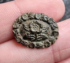 Clog / Shoe Clasp Post Medieval / Georgian Rare Design Floral Detecting Find