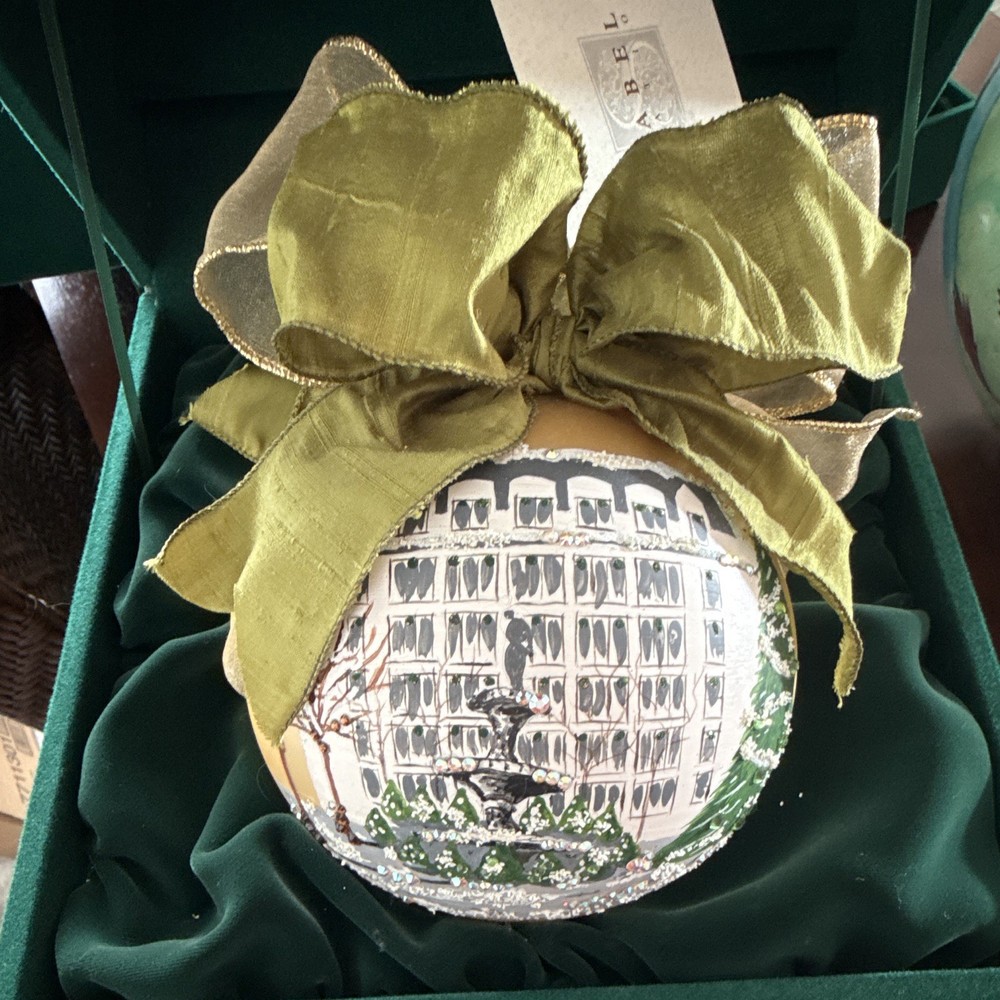 Natalie Sarabella Bergdorf Goodman Glass Hand-Painted Signed Ornament 2006