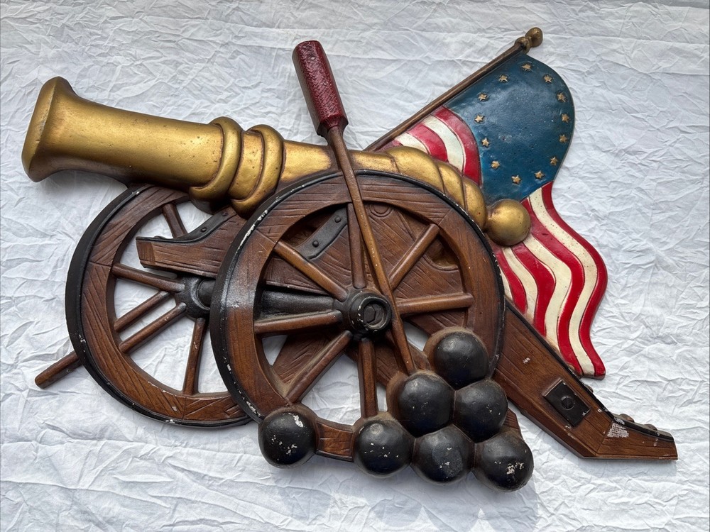 1967 Sexton Revolutionary War Cannon 13 Star Flag Metal Wall Decor