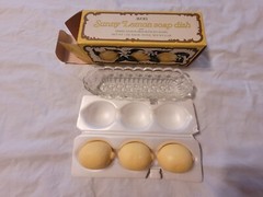 Avon – Sunny Lemon Soap Dish – 1970 Vintage – Un-Used