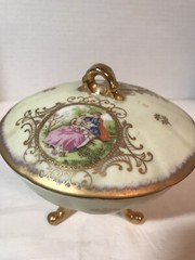 Vintage Lefton China Gold Green Victorian Couple Lidded Dish Footed 1616 6″ X 4″