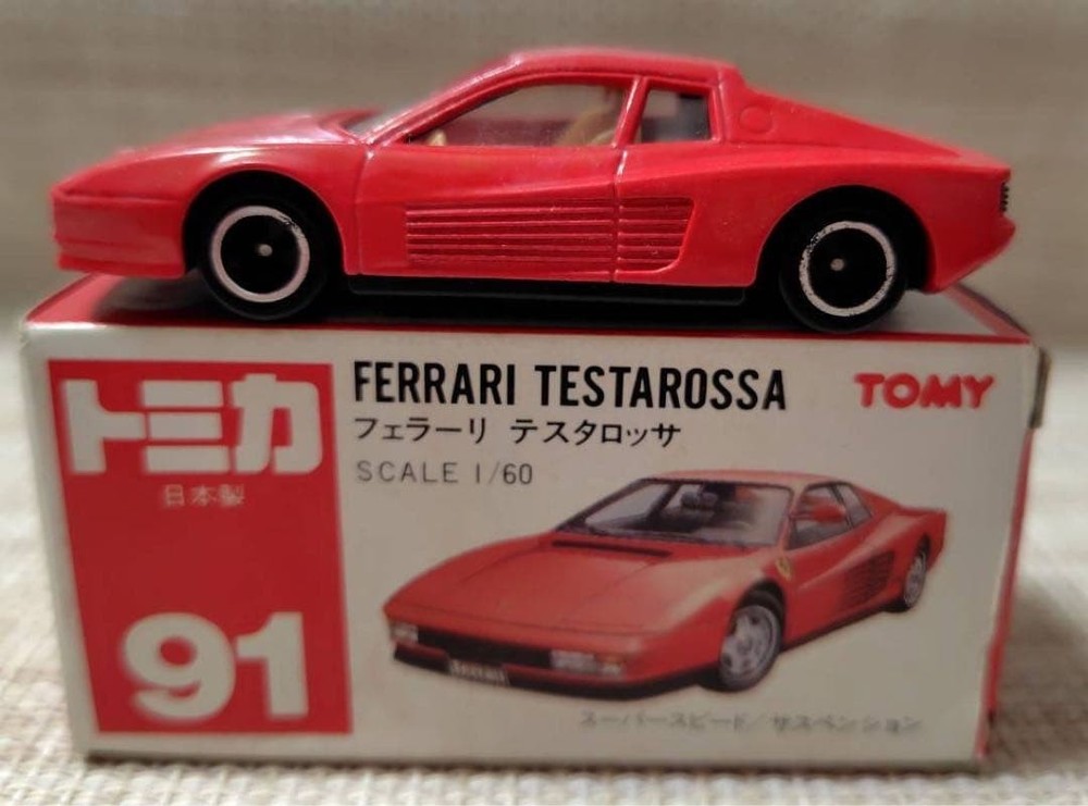 Tomica micRed Ferrari Testarossa 1:64 Diecast Japan Collectible