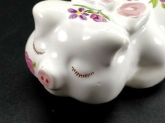 VTG Avon Ceramarte Brazil Floral Pomander Drawer Sachet Pig Shaker Potpourri