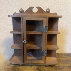 VTG Miniture Wood And Glass Footed Curio Cabinet with 3 Shelf MCM Trinkets *Flaw