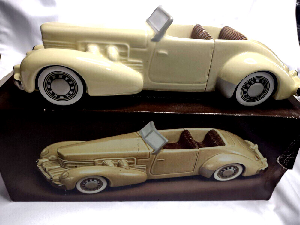Avon VTG 1984 Ceramic Model 1937 Classic Car Cord Original Box Ceramarte Brazil
