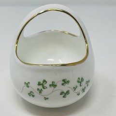 Royal Tara Fine Bone China Handled Shamrock Basket Ireland Gold Trim Trellis