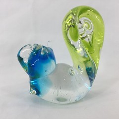 Vintage Hand Blown Art Glass Squirrel Figurine Blue Clear Green 3 1/2″ Tall