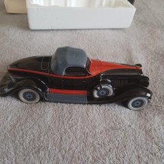 1983 Made In Brazil Avon 1932 Auburn Boattail Speedster Ceramic Statue