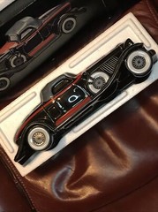 Avon 1932 Auburn Boattail Speedster Ceramic 1983 Brazil w/Box LIMITED