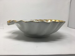VTG Limoge France White W/Gold Floral Design 12-1/4″Clam Shell Shaped Bowl