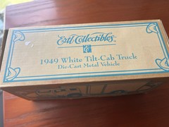 RARE Ertl Collectibles 1949 White Tilt-Cab Truck Die-Cast Metal Vehicle NIB