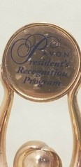 AVON AWARD TROPHY PRESIDENTS RECOGNITION #3 In DISTRICT SALES VOLUME 2003-2004