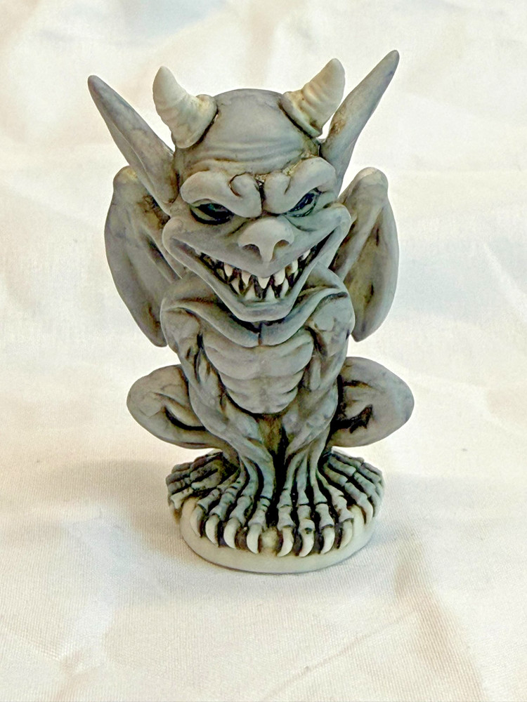 Harmony Kingdom Artst Neil Eyre Designs Halloween Horror Gargoyle Grey version 1